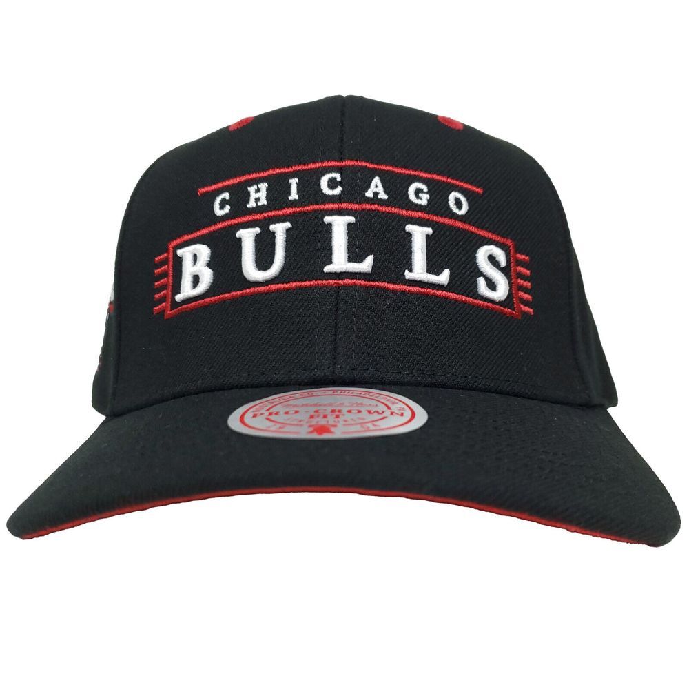 Chicago Bulls Mitchell & Ness NBA Pro Fit Snapback Hat Cap 3D Logo Black NWT